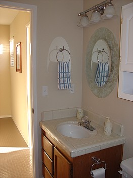 Sea'scape Upper Bathroom